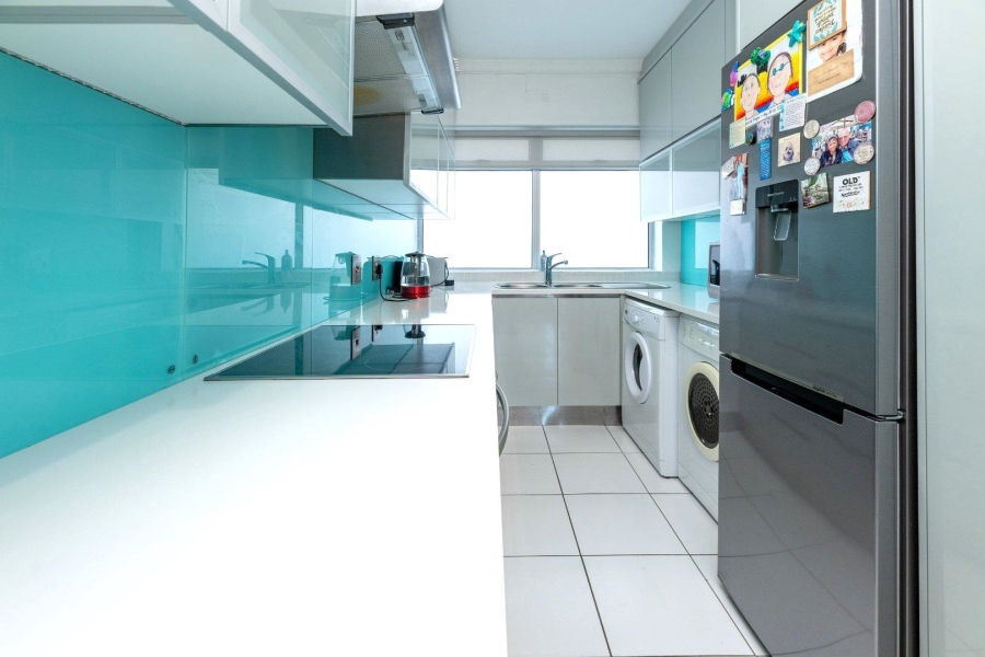 2 Bedroom Property for Sale in Sea Point Western Cape